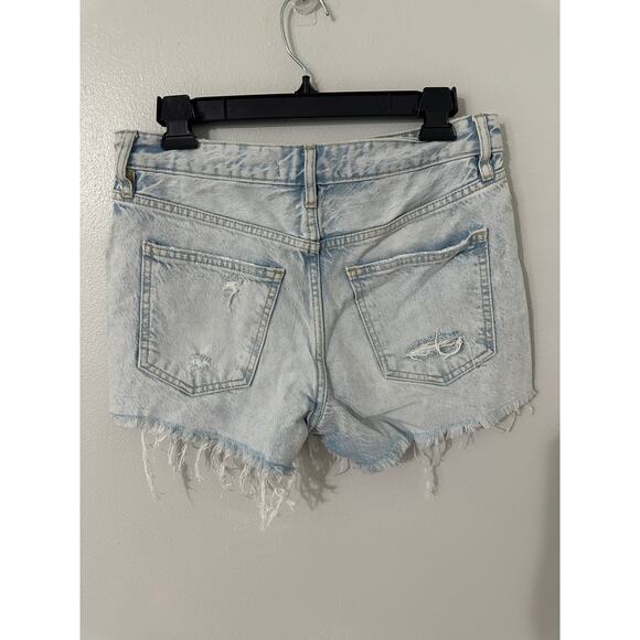 We The Free Distressed High Rise Denim Shorts sz 28 - Picture 2 of 3